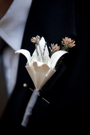 DIY Vintage Origami Lily Wedding Corsages & Bouttonierres