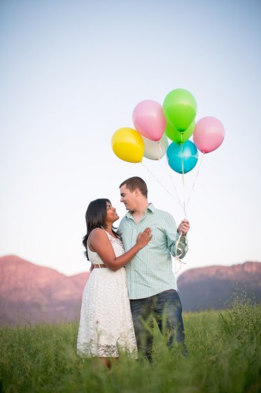 Whimsical Balloon-Themed Engagement Photo Shoot