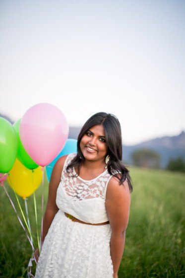 Whimsical Balloon-Themed Engagement Photo Shoot