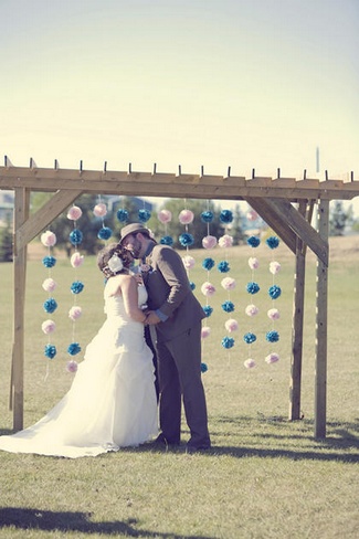 Country Chic Burlap and Lace DIY Wedding