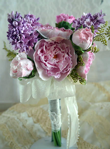 Heirloom Bouquets and Sculpted Flowers