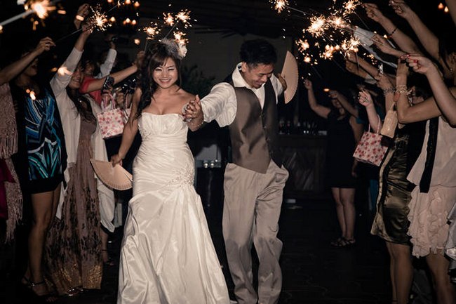 Pink and Peach Summer Vineyard Vintage Wedding