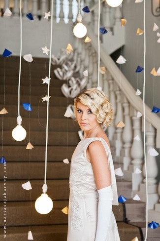 Easy DIY Paper Mobiles Wedding Backdrop
