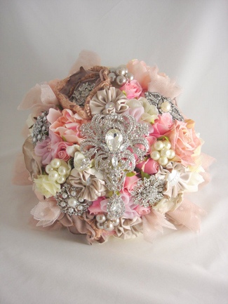 Heirloom Vintage Button Brooch Bouquet