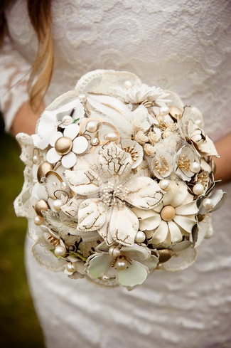 Heirloom Vintage Button Brooch Bouquet