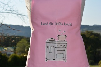 Bergbruidjie Pink Apron