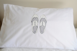 Berg Bruidjie Men Shoes Pillowcases