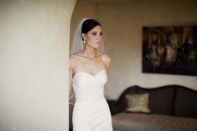 Elegant White Wedding Look