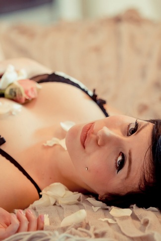 Vintage Seduction Boudoir Shoot