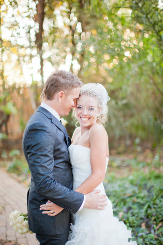 Rustic Green & Cream Die Akker Wedding Romance