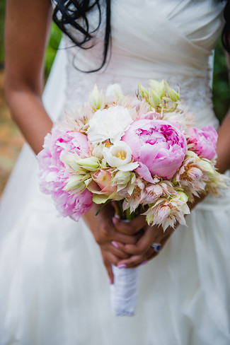 Pearls and Lace Pink Love Birds Wedding at Langkloof Roses