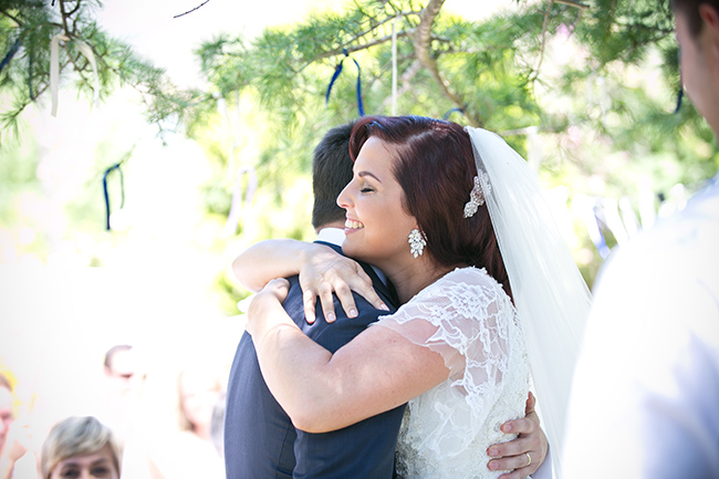 Intimate, Summer Picnic-Style Wedding in Navy & White (49)