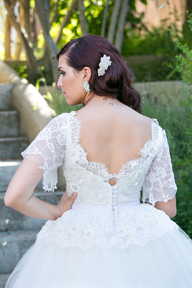 Intimate, Summer Picnic-Style Wedding in Navy & White (56)