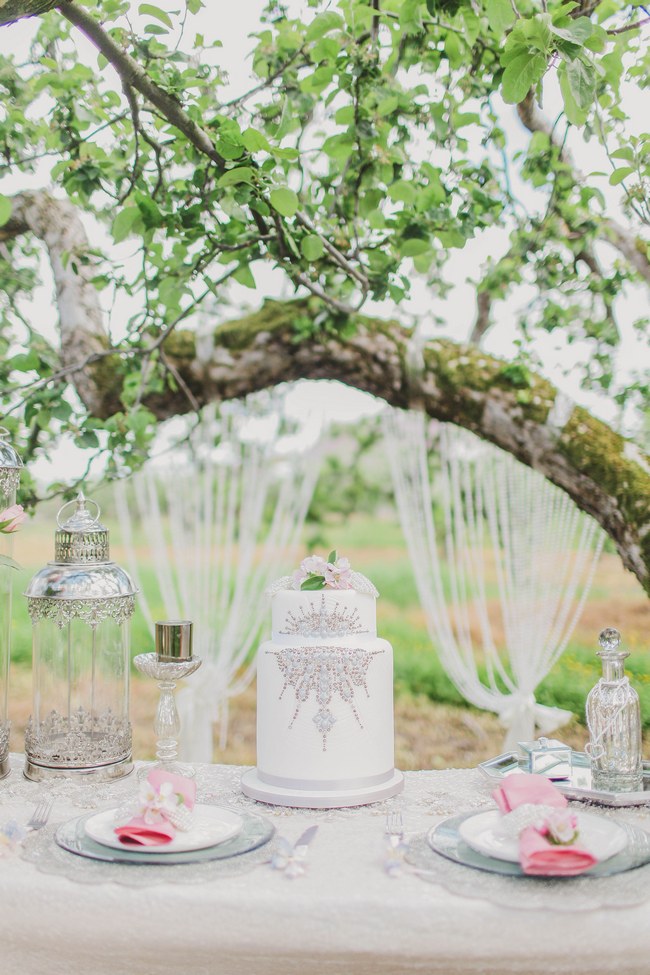 // Blush and Sparkle Fifties Inspired Countryside Wedding // Kirsty-Lyn Jameson Photography  // Gibson Bespoke // ConfettiDaydreams.com Wedding Blog