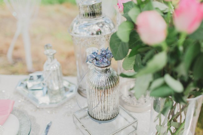 Outdoor Tablescape // Blush and Sparkle Fifties Inspired Countryside Wedding in the Countryside // Kirsty-Lyn Jameson Photography  // Gibson Bespoke // ConfettiDaydreams.com Wedding Blog