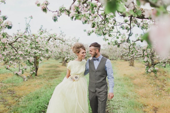 // Blush and Sparkle Fifties Inspired Countryside Wedding in the Countryside // Kirsty-Lyn Jameson Photography  // Gibson Bespoke // ConfettiDaydreams.com Wedding Blog