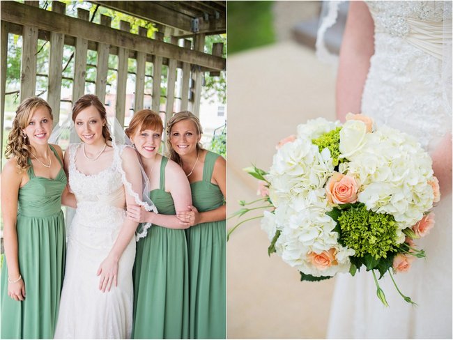 Teal and Peach Wedding by Everlasting Love Photography  via ConfettiDaydreams   .  (3)