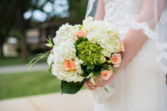 Teal and Peach Wedding by Everlasting Love Photography  via ConfettiDaydreams (31)