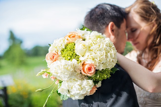 Teal and Peach Wedding by Everlasting Love Photography  via ConfettiDaydreams (85)