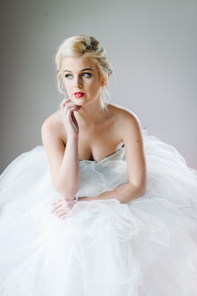 Marilyn Monroe Bridal Portrait Inspiration // Debbie Lourens Photography // Marnel Toerien Hair Make Up // ConfettiDaydreams.com Wedding Blog