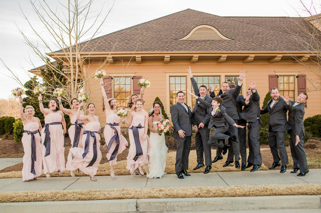 Bridal Party Wedding Photo Idea // Rustic Country Wedding in Blush Navy // Meet The Burks Photography