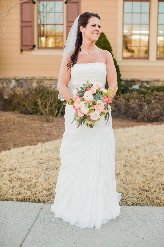 Succulent Bouquet // Rustic Country Wedding in Blush Navy // Meet The Burks Photography