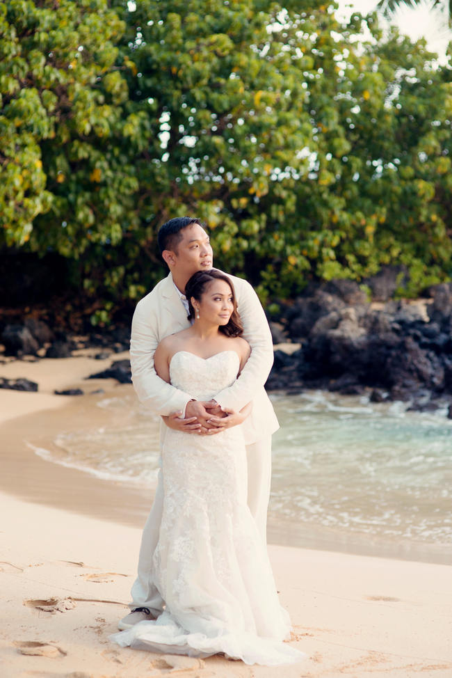 Couple Portraits - Maui Beach Wedding // Rustic Coral & Mint Destination Beach Wedding // BellaEva Photography