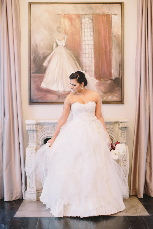 Elegant Grey and Burgundy Vintage Wedding at Nantes Estate // Charlene Schreuder Photography // Janite Toerien Wedding Dress