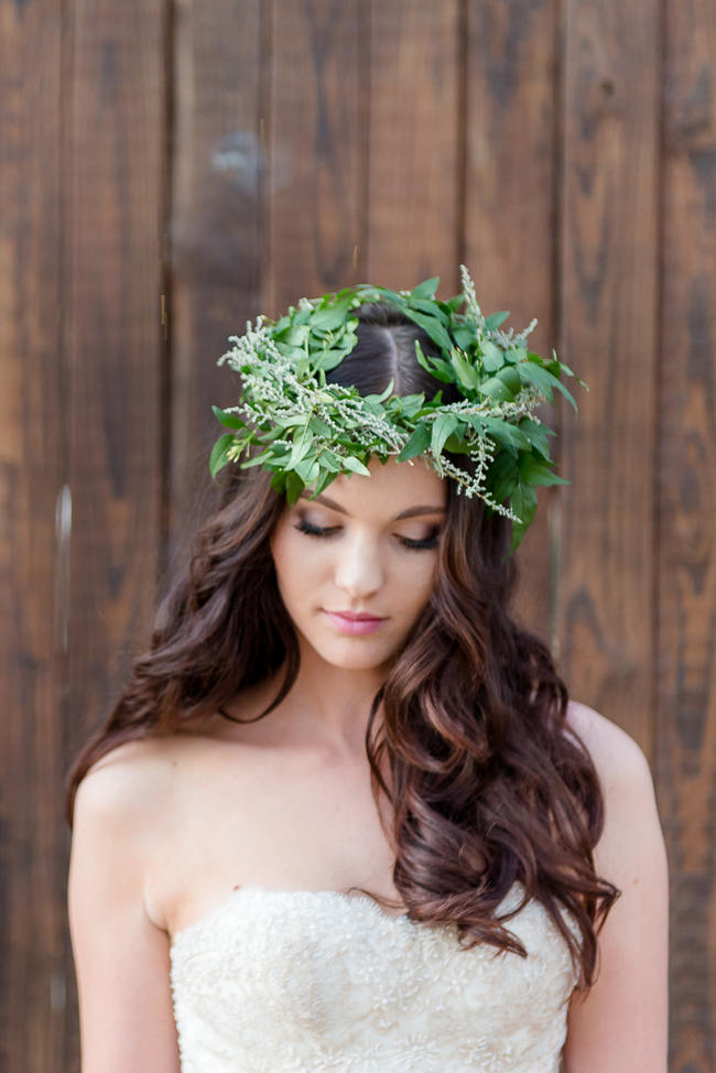 Winter Floral Wreath Green Flower Crown // Rustic Fall Wedding Ideas // Lightburst Photography // Flowers: Dear Love Events // Rosemary Hill Venue