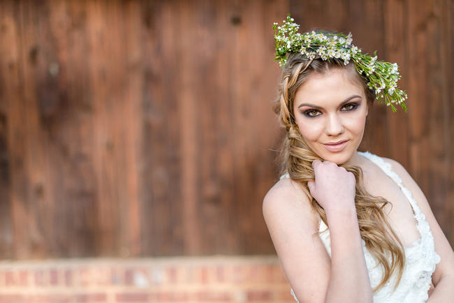 Winter Floral Wreath Green Flower Crown // Rustic Fall Wedding Ideas // Lightburst Photography // Flowers: Dear Love Events // Rosemary Hill Venue