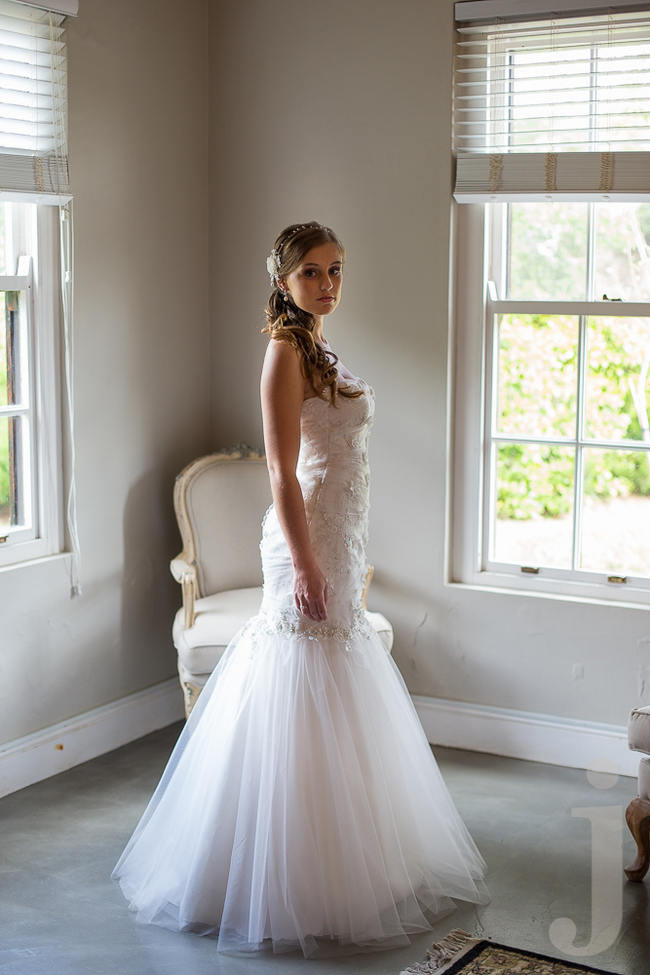 Janita Toerien Wedding Dress // Modern Country Style Wedding Kleinplasie // Jo Ann Stokes Photography