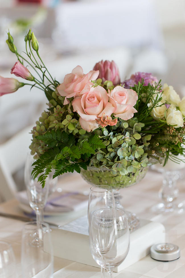 Pink Roses and Green Fresh, Modern Country Style Wedding Flowers // Jo Ann Stokes Photography