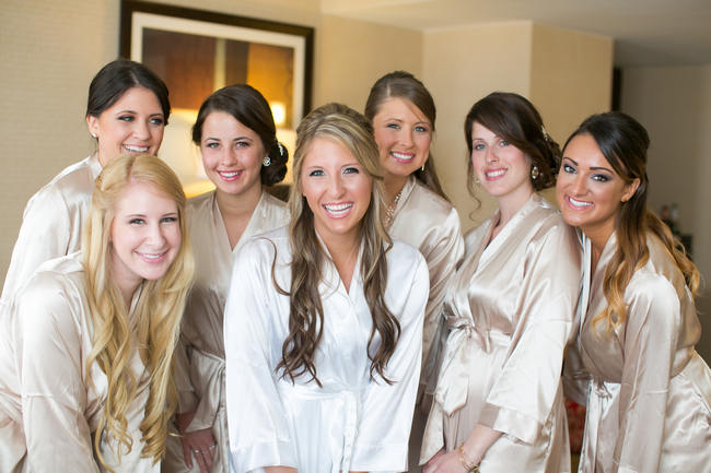 Bridesmaids Photo Idea //  Beautiful Rustic Elegance Wedding in Blush Cream Gold // Carly Fuller Photography // Click for more details on www.ConfettiDaydreams.com