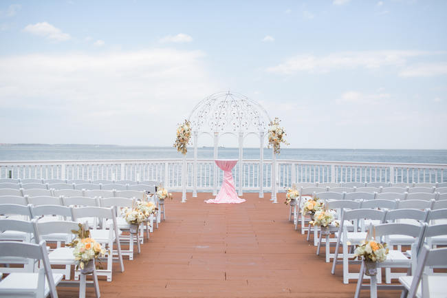 Wedding Arch // Beautiful Rustic Elegance Wedding in Blush Cream Gold // Carly Fuller Photography // Click for more details on www.ConfettiDaydreams.com