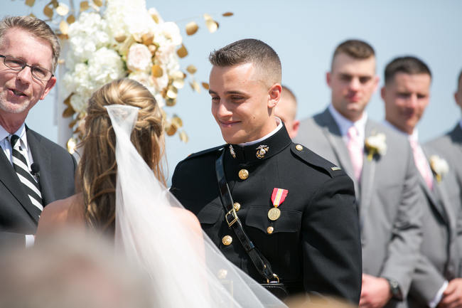 Beautiful Rustic Elegance Wedding in Blush Cream Gold // Carly Fuller Photography // Click for more details on www.ConfettiDaydreams.com