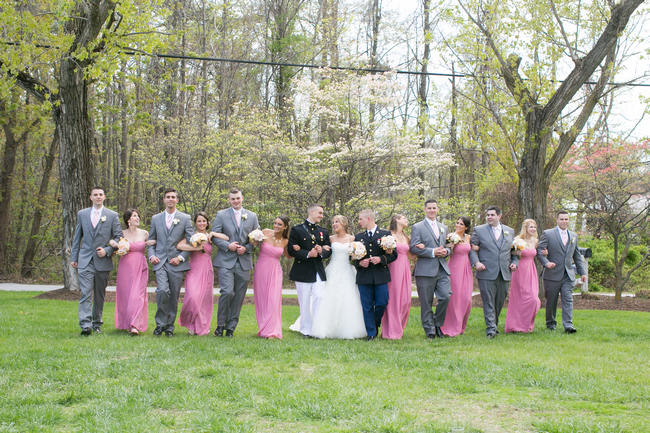  Fun Bridal Party Photographs // Beautiful Rustic Elegance Wedding in Blush Cream Gold // Carly Fuller Photography // Click for more details on www.ConfettiDaydreams.com