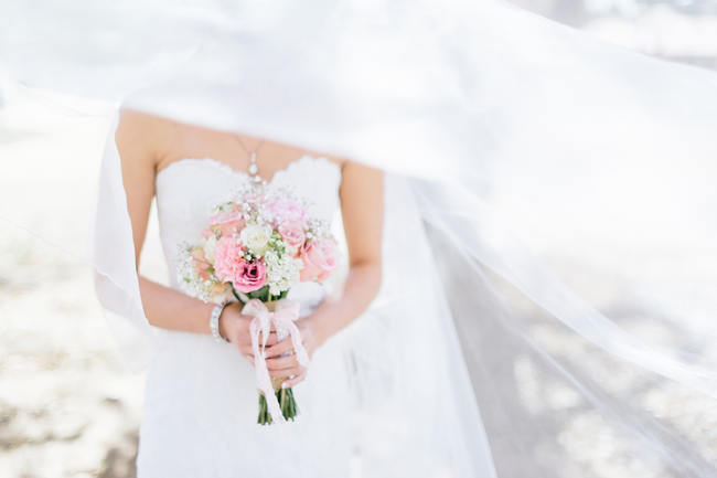 Wedding Bouquet // Vintage Chic Barn Wedding // Louise Vorster Photography