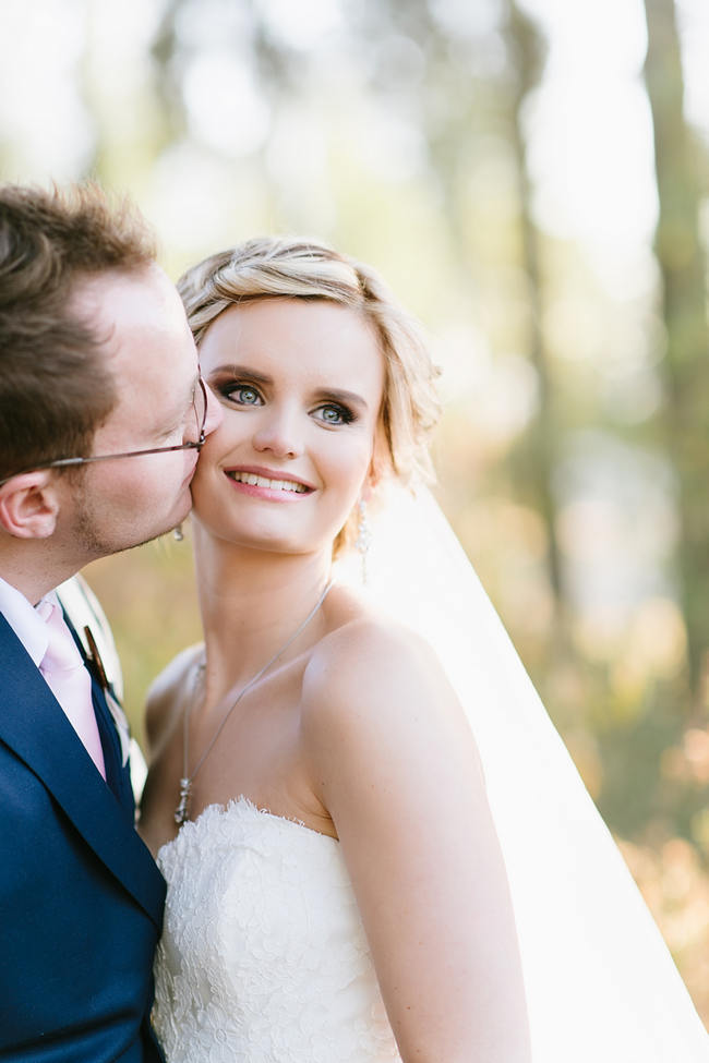 Romantic Wedding Photos // Vintage Chic Barn Wedding at Rosemary Hill // Louise Vorster Photography