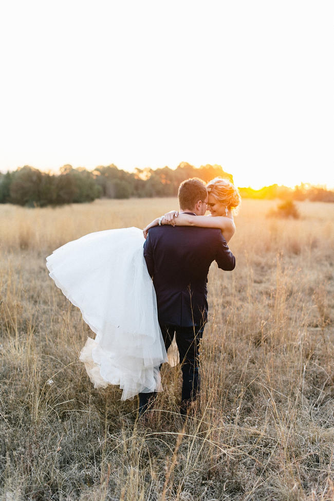 Romantic Wedding Photos // Vintage Chic Barn Wedding at Rosemary Hill // Louise Vorster Photography