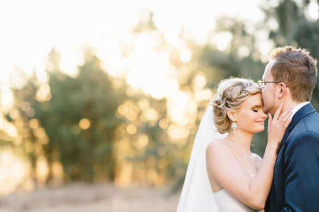 Romantic Wedding Photos // Vintage Chic Barn Wedding at Rosemary Hill // Louise Vorster Photography