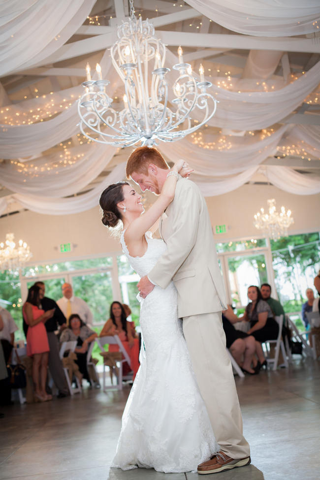 DIY Babys Breath Country Wedding // Stephanie Dishman Photography