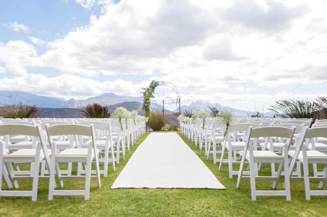 Outdoor Wedding Ceremony Set Up // Franschhoek Wedding // Photography by Claire Nicola