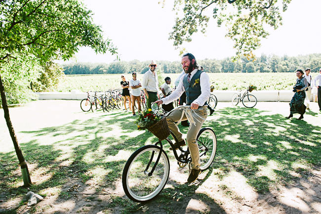 Rustic Bicycle Themed Wedding - Jules Morgan Photography (34)