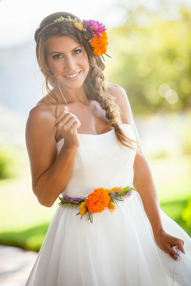 Tropical Flower Hairpiece // Bright and Bold California Bridal Style // Colson Griffith Photography