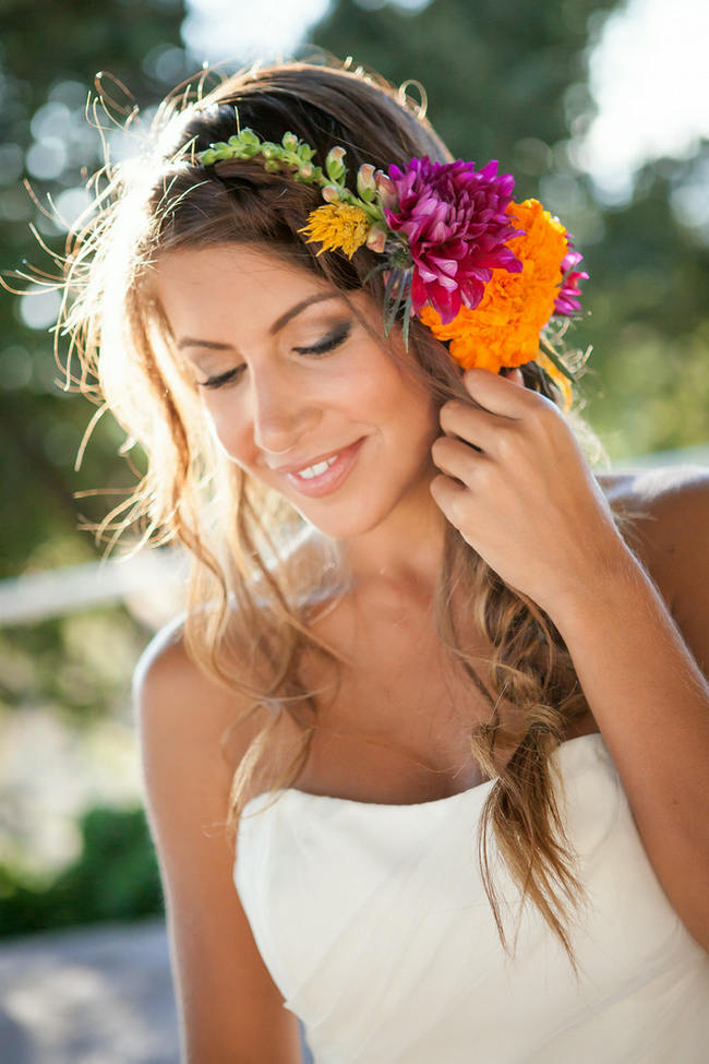 Tropical Flower Hairpiece // Bright and Bold California Bridal Style// Colson Griffith Photography