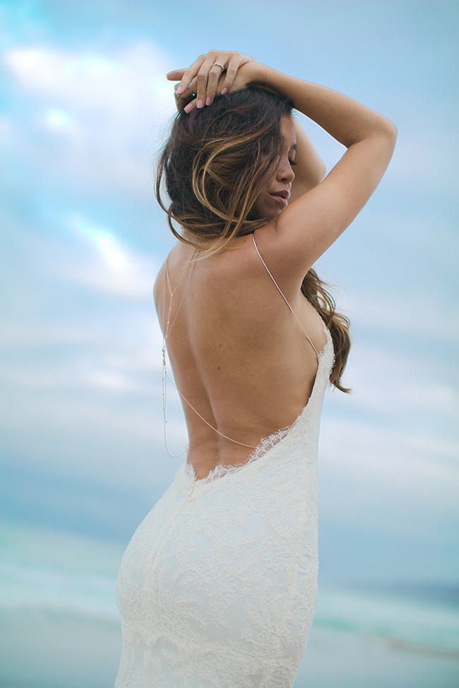 Backless Beach Wedding Dress 5