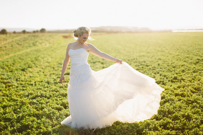 Outdoor Wedding photographs //  Beautiful Gray and Yellow Winter Wedding / Jenni Elizabeth Photography