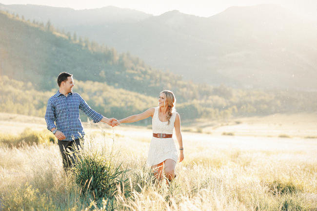 Beautiful Summer Engagement Photography // Gideon Photography