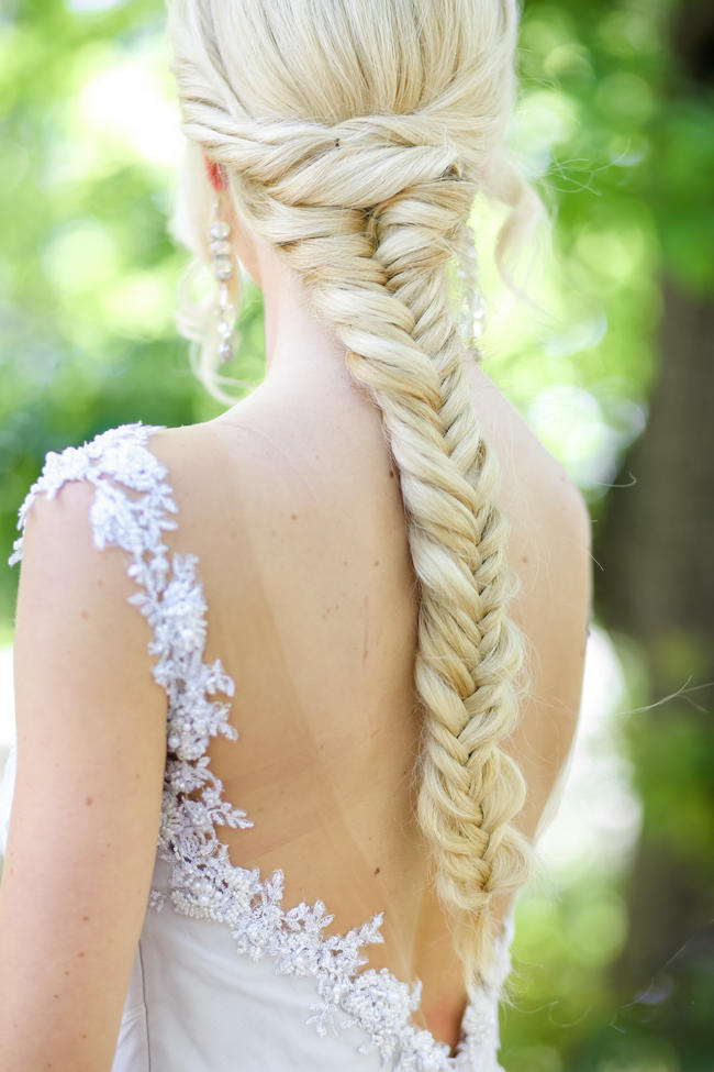 Brides stunning fishtail braid for long hair // Nikki Meyer photography