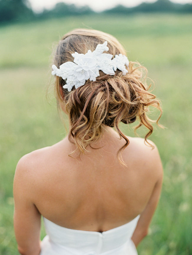 How to Choose The Perfect Bridal Hairpiece